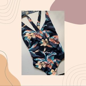 Roxy | Beach Classics Tropical One Piece Swimsuit